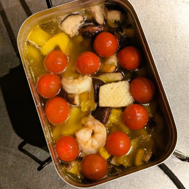 メスティンで作るシーフードアヒージョ