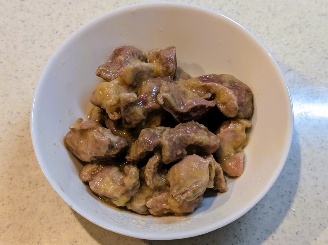 低温調理で作るしっとり柔らかな砂肝のコンフィ