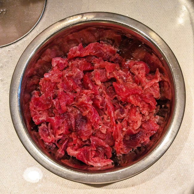 血抜きをしてジビエの臭みが抜けた鹿肉