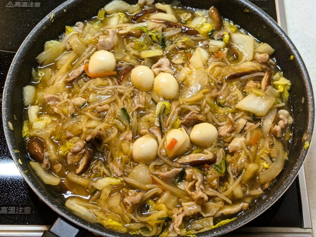 とろーり餡ともっちり麺が美味しいあんかけ焼きそば