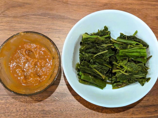 春の旬の食材ウドのおひたし