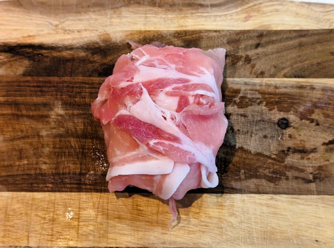 綺麗に巻けた肉巻きおにぎり