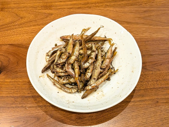 甘じょっぱいタレで炊いた小あゆの甘露煮|酒に合う常備菜