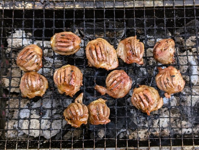 炭火で焼いたさっぱりレモンタレ砂肝焼き