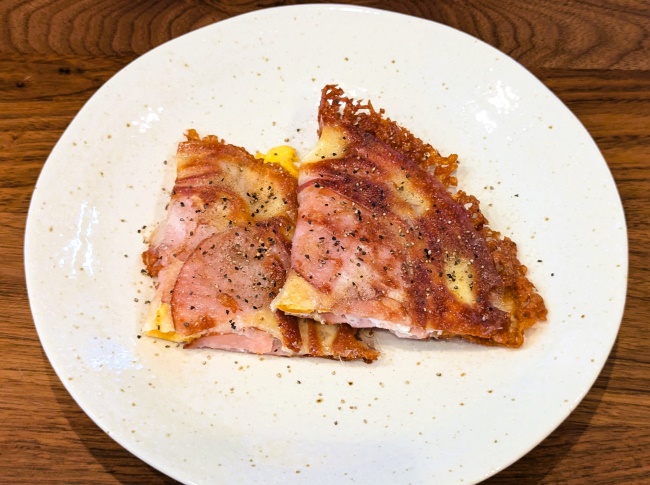 カリカリのライスペーパーピザ