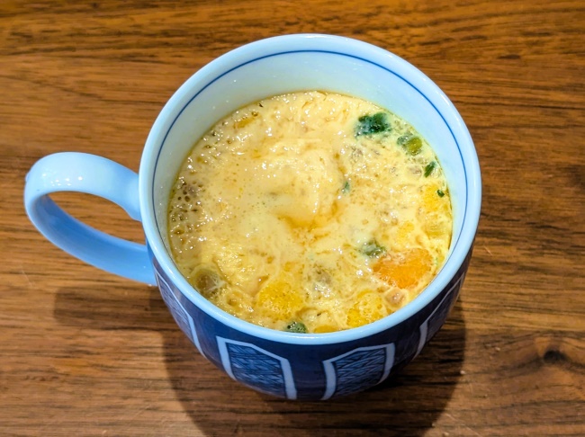 ふわふわの日清カップヌードルの残り汁で茶碗蒸し