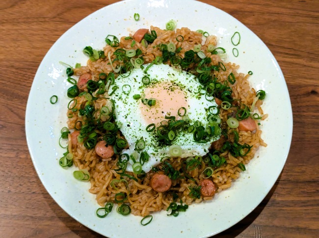 日清焼きそばで作った濃厚で美味しいそばめし