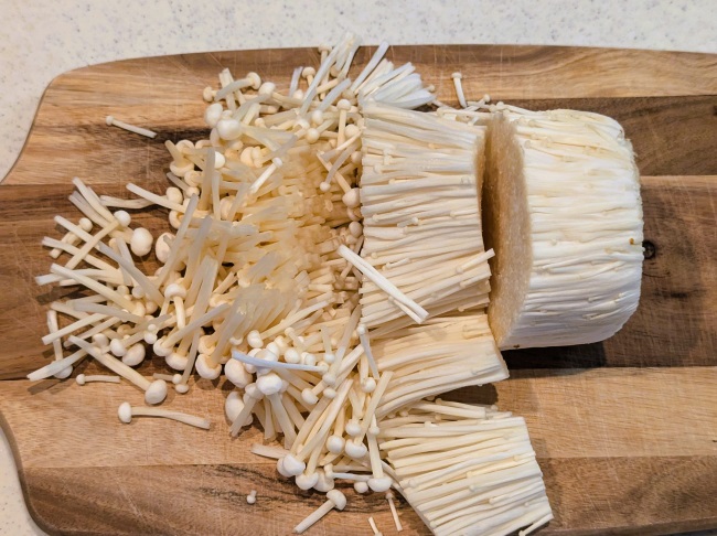 もやしを三等分する