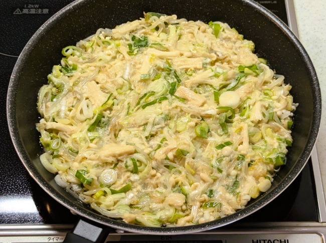 フライパンに入れた生地