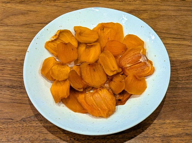 スライスして簡単に作った干し柿