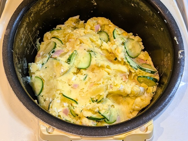炊飯器で作った簡単調理のポテトサラダ