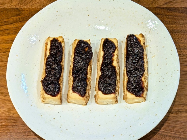 オーブントースターで簡単に作れる豆腐の味噌田楽