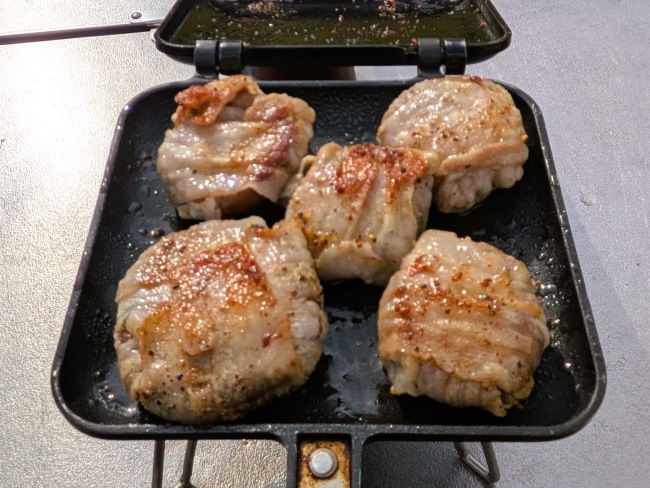 ほりにしで味を付けた椎茸の肉巻き