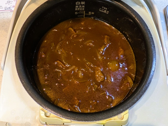 炊飯器で柔らかく仕上がったビーフシチュー