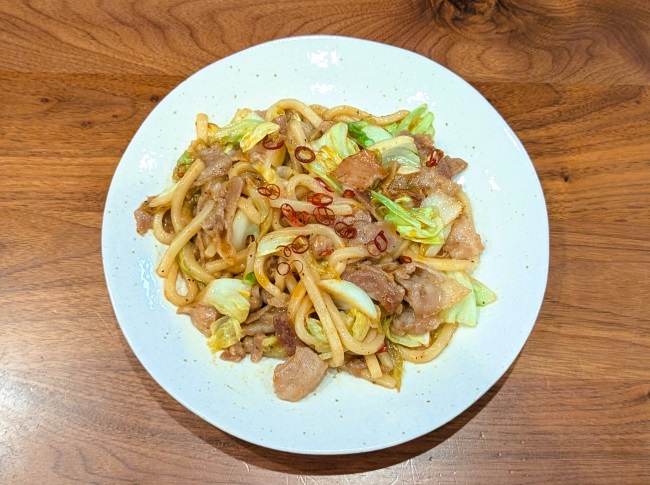 豚肉とキャベツの焼き味噌うどん